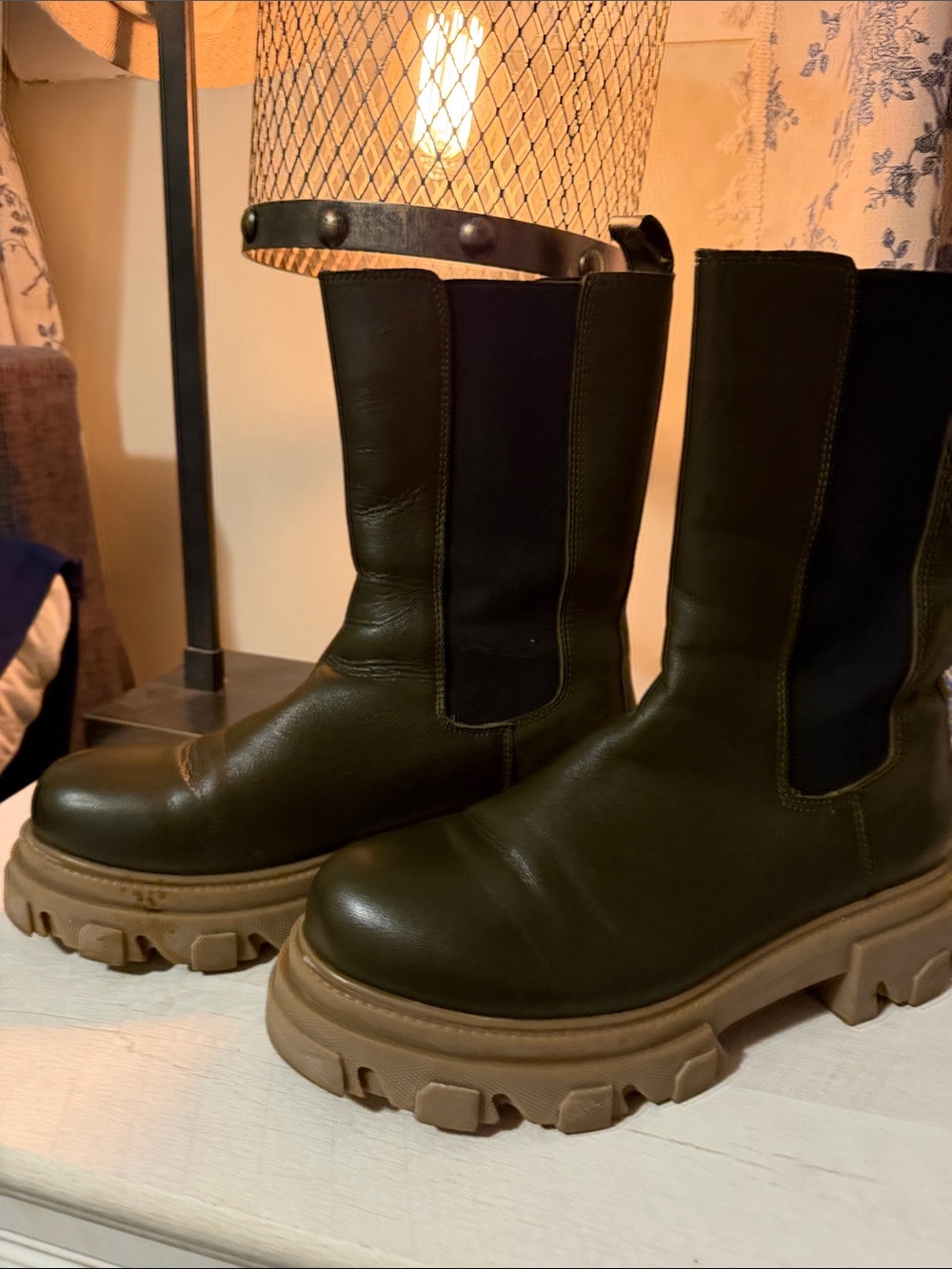 Steve Madden Echo Chelsea Platform Boots Size 10m